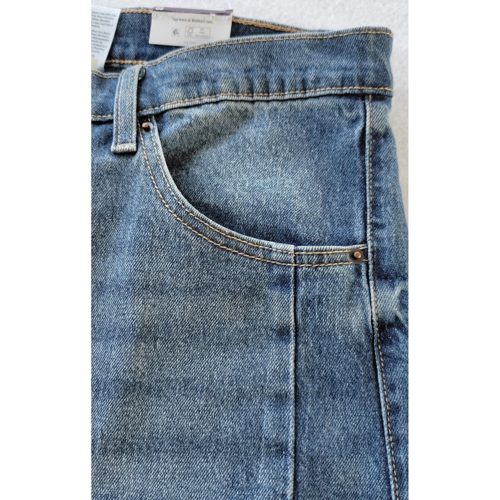 Time and Tru Women's Blue Jeans, Size 16, High Rise, Straight Stretch - Picture 9 of 15